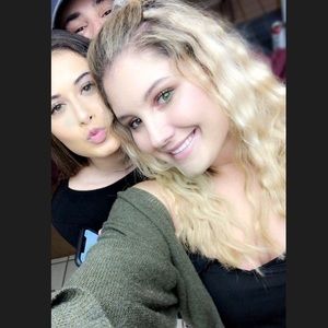 Meet your Posher, Sophia